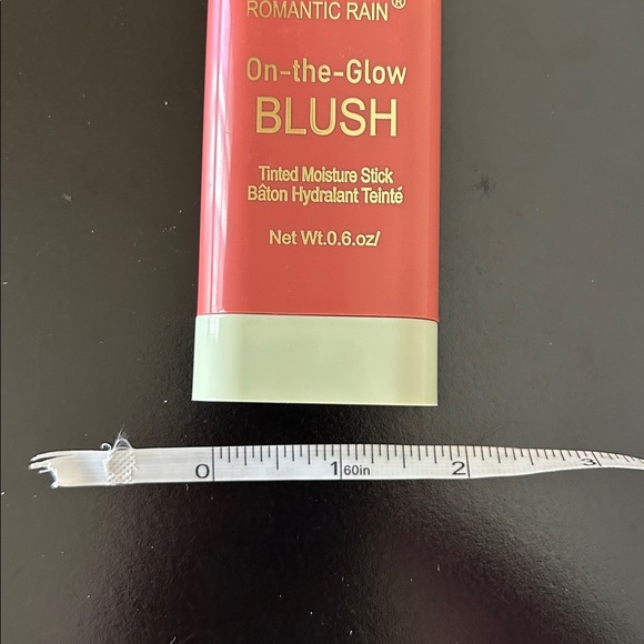 Romantic Rain On-the-Glow Blush - Pink Shade 01 NIB - Picture 7 of 10